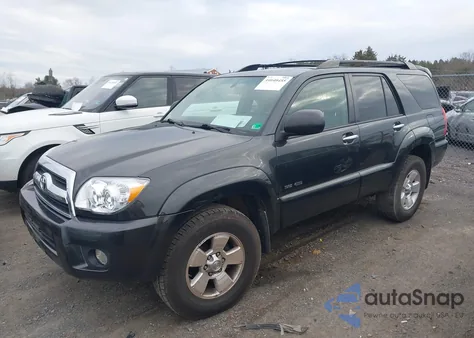 2008 Toyota 4Runner Sr5 V6 z USA, uszkodzony, nr VIN JTEBU14R18K025366